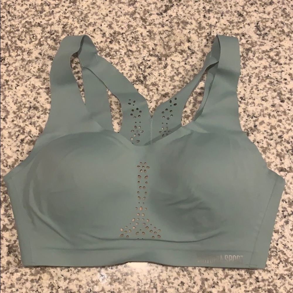 Victoria Sport Angel Max Sports Bra